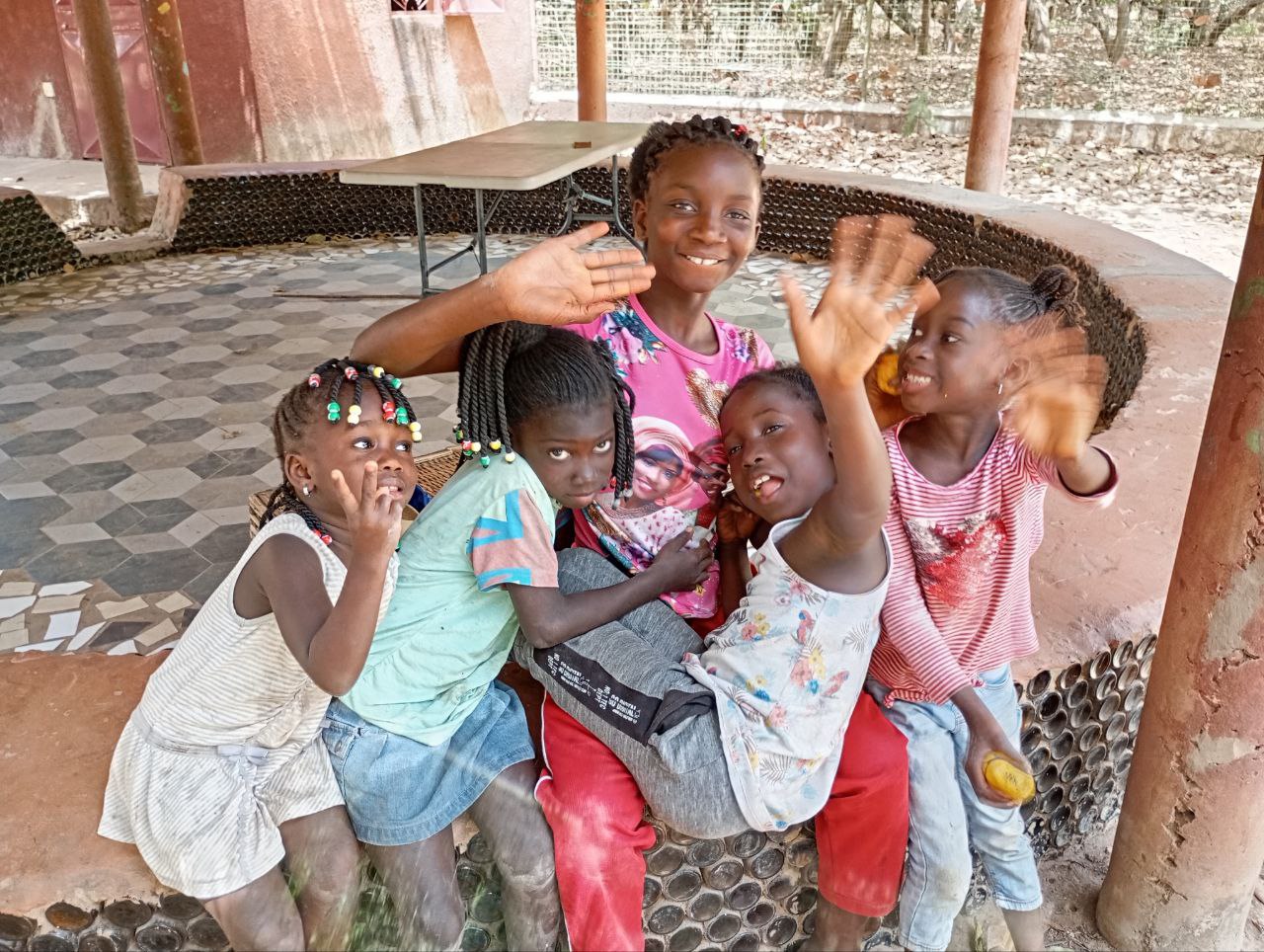 Hoy comienza el curso escolar en Guinea Bissau